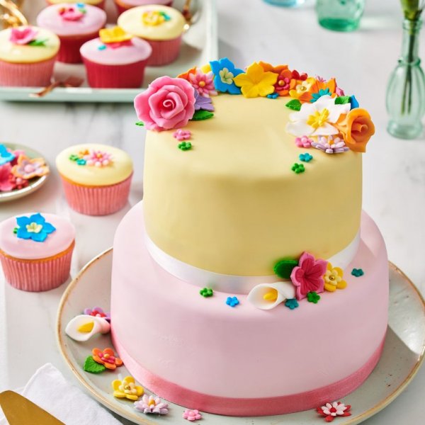 FunCakes sukkerpasta hvit (lys hvit) 5 kg stor pakke FunCakes sukkerpasta hvit (lys hvit) 5 kg stor pakke