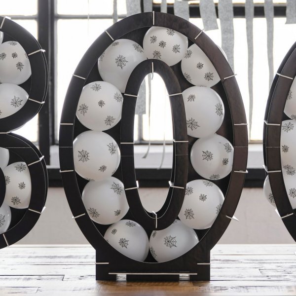 Ballongstativ med ballonger - BOO Ballongstativ med ballonger - BOO