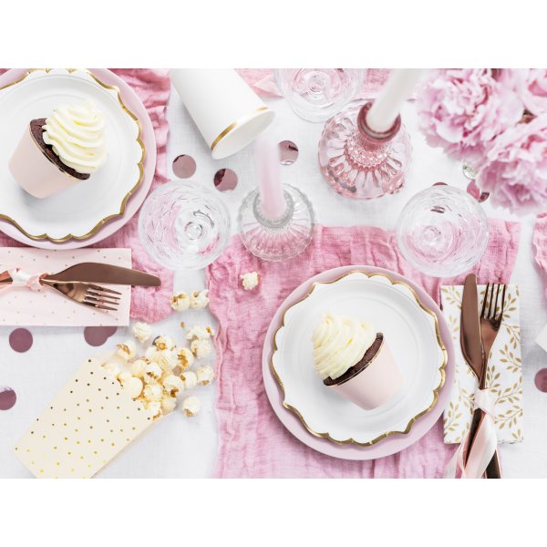 Desserttallerkener - Hvite med gullkant - 6-pakning Desserttallerkener - Hvite med gullkant - 6-pakning