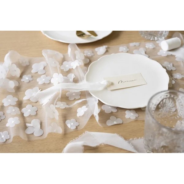 Bordl�per - Tyll med blomster - Hvit - 5m