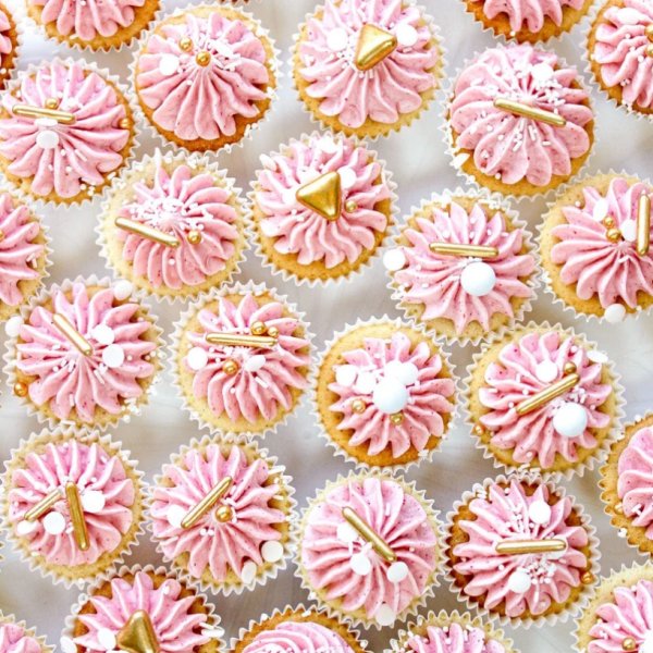 Strøblanding Champagne Shower 90 g - Happy Sprinkles Strøblanding Champagne Shower 90 g - Happy Sprinkles