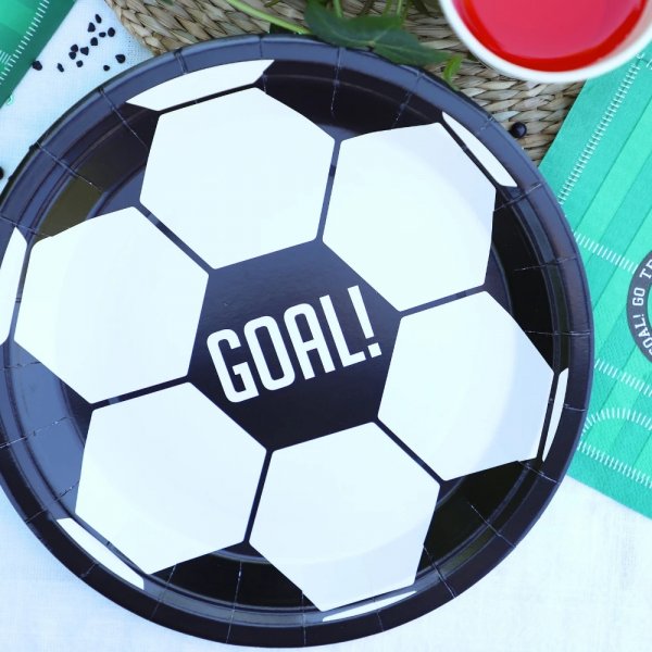 Papirtallerkener - Fotball - 8-pakning - 23 cm Papirtallerkener - Fotball - 8-pakning - 23 cm