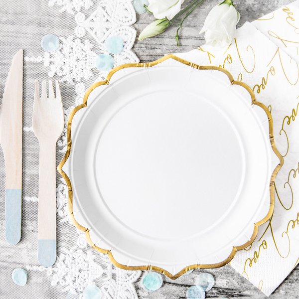 Desserttallerkener - Hvite med gullkant - 6-pakning Desserttallerkener - Hvite med gullkant - 6-pakning