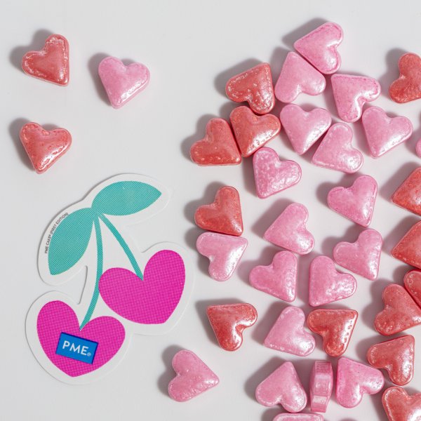 Strøssel - Hjerter - Rosa/Rød - PME - 25 g Strøssel - Hjerter - Rosa/Rød - PME - 25 g