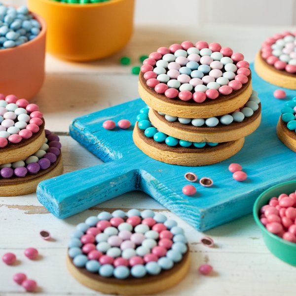 Melkesjokoladeperler/linser - Lyseblå - 80 g Melkesjokoladeperler/linser - Lyseblå - 80 g