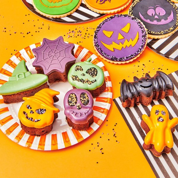 Silikonform - Halloweenfigurer - Wilton Silikonform - Halloweenfigurer - Wilton