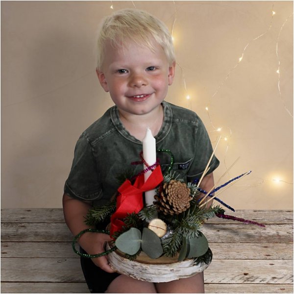 LED-lys - H: 24,5 cm - Dia. 20 mm - 4 stk. LED-lys - H: 24,5 cm - Dia. 20 mm - 4 stk.