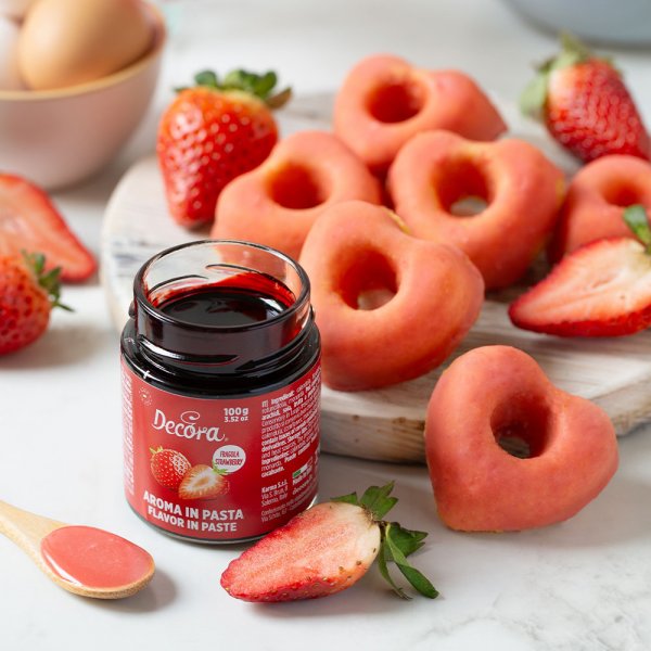 Smaksatt pasta - Jordbær - Decora - 100 g Smaksatt pasta - Jordbær - Decora - 100 g