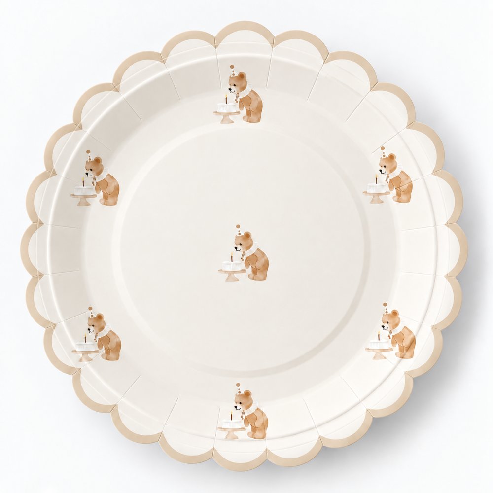Papptallerkener - Bursdagsbjørn - 22 cm - Lavendelblå - 8-pakning - Papirtallerkener til fester