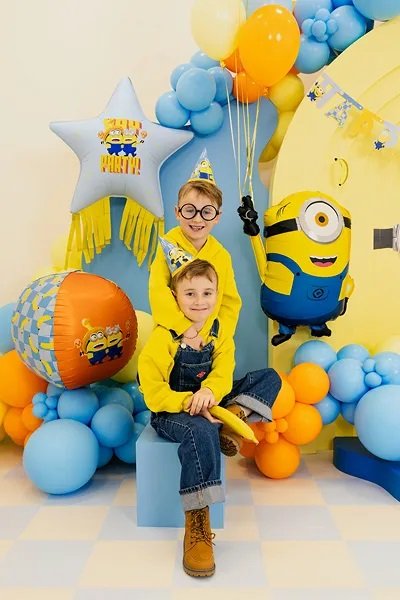 Folieballong - Minions - Stjerne med dusk - 72 cm Folieballong - Minions - Stjerne med dusk - 72 cm