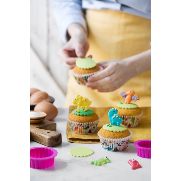 Sukkerdekorasjoner - Fargerike Dinosaurer - Håndlaget - 6 stk Sukkerdekorasjoner - Fargerike Dinosaurer - Håndlaget - 6 stk