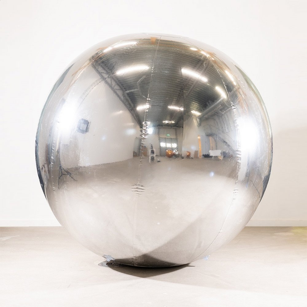 Oppblåsbar speilkule – sølv – 40 cm – Kjempeballonger, Ballonger