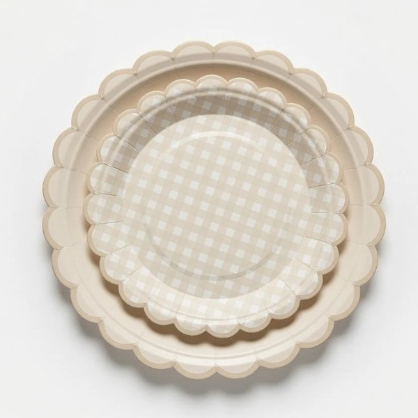 Papptallerkener - Bursdagsbjørn - 17 cm - Lavendelblå - 8-pakning Papptallerkener - Bursdagsbjørn - 17 cm - Lavendelblå - 8-pakning