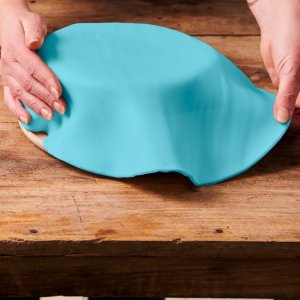 Ferdigrullet sukkerpasta - Lyseblå - FunCakes - 36 cm Ferdigrullet sukkerpasta - Lyseblå - FunCakes - 36 cm